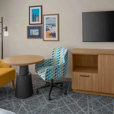 Hampton Inn By Hilton Costa Mesa Newport Beach Exterior photo