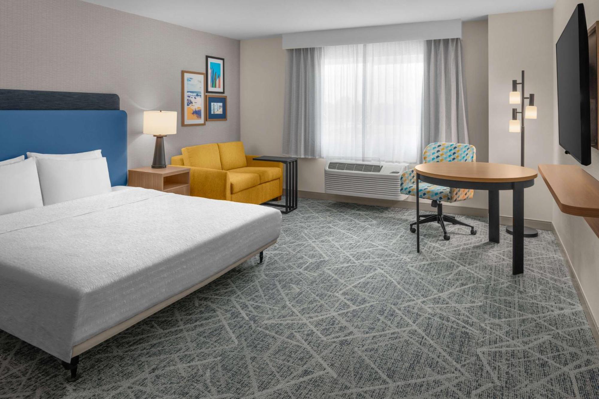 Hampton By Hilton Newport 2*