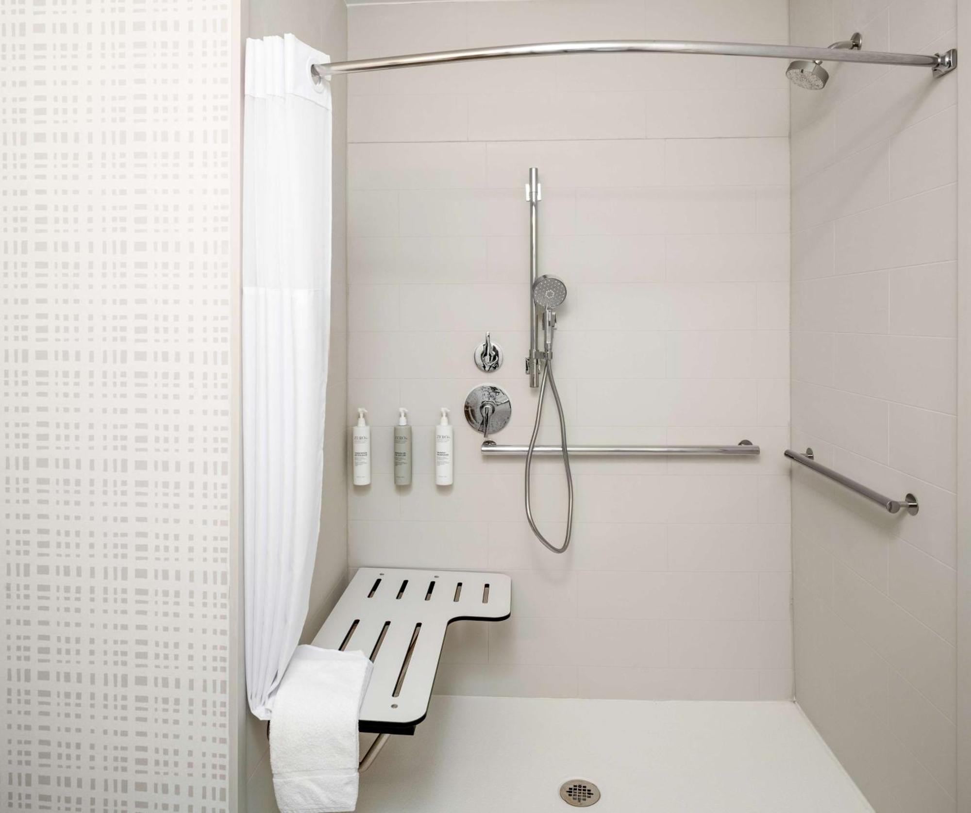 Hampton By Hilton Newport