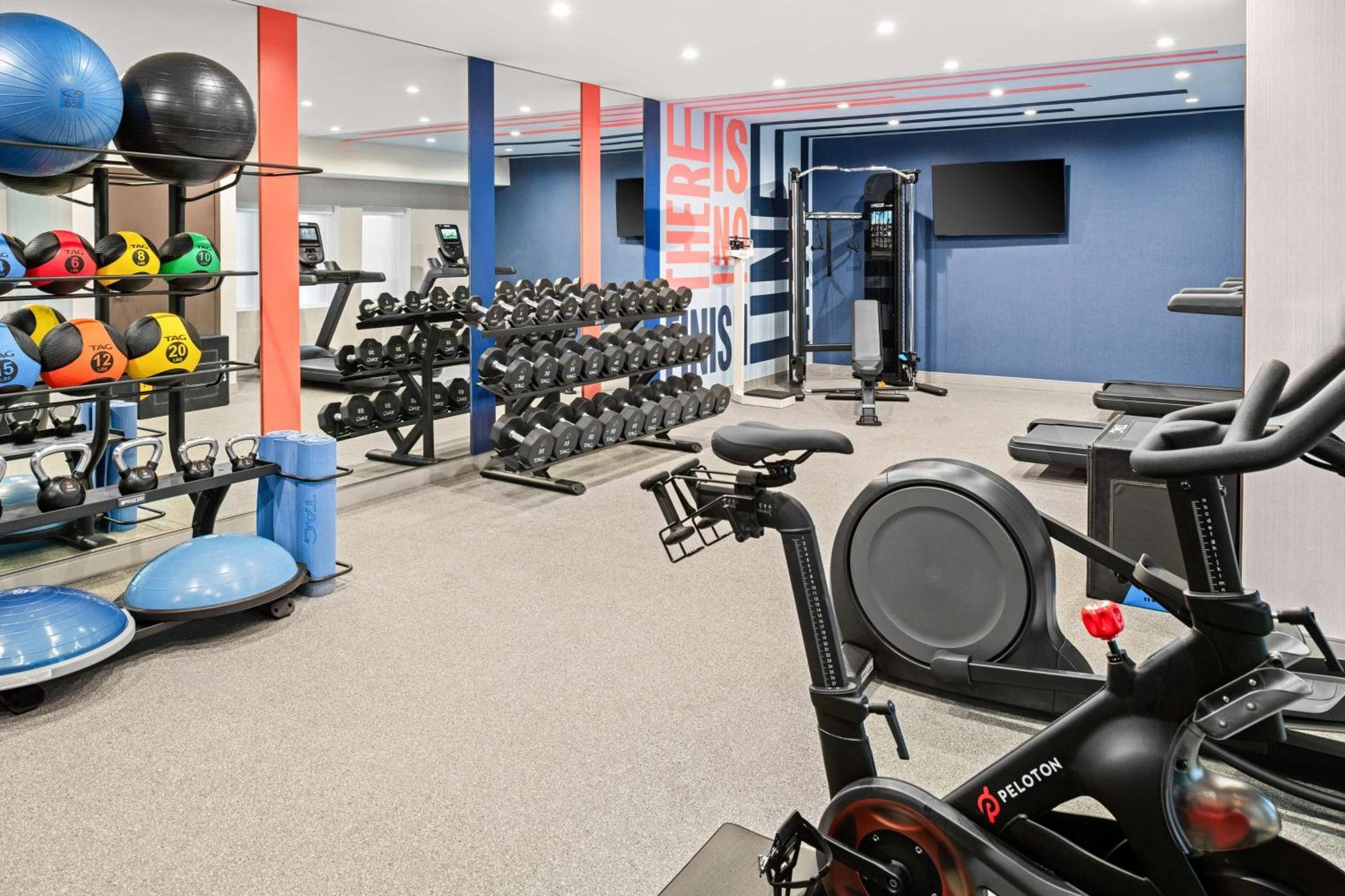 Hotel Hampton By Hilton Newport