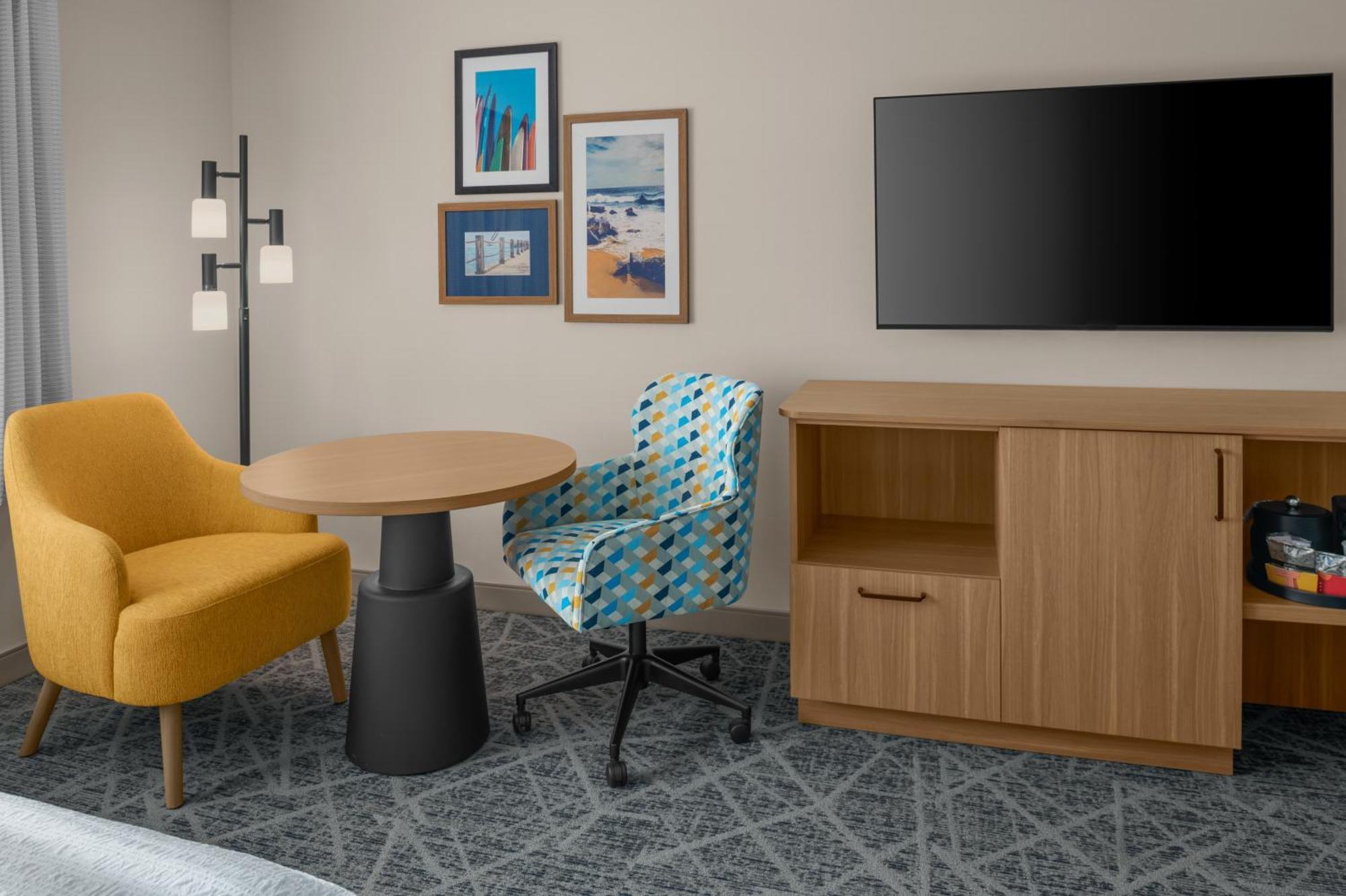 Hampton By Hilton Newport Costa Mesa