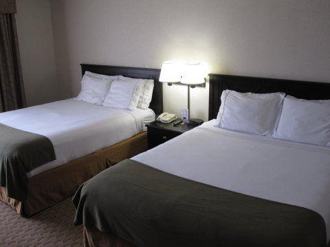 Hampton By Hilton Newport Hotel